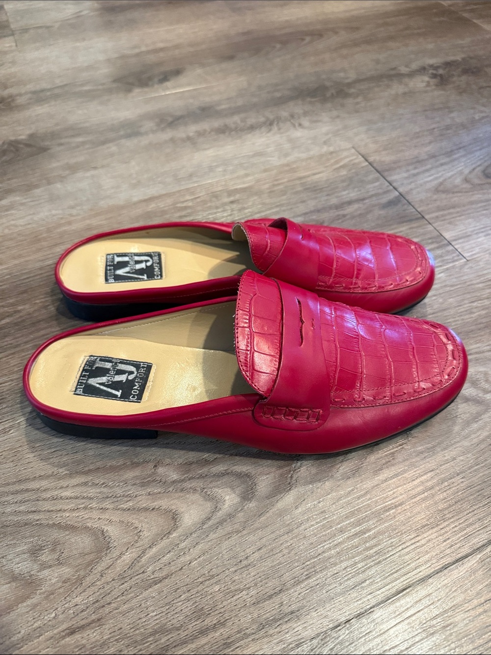AJ Valenci Comfort Red Crocodile-Embossed Faux Leather Penny Loafer Mules Sz 10